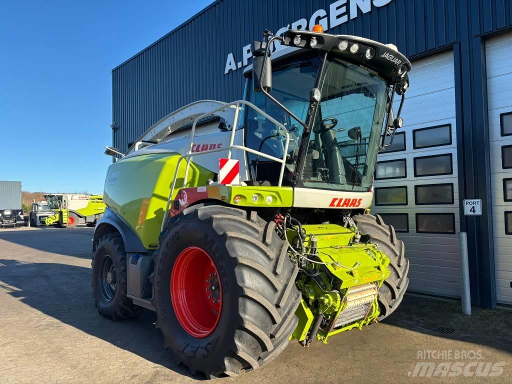 CLAAS Jaguar 960 4WD Mašine za stočnu hranu sa sopstvenim pogonom