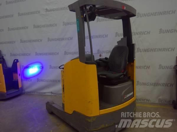 Jungheinrich ETV 216 Viljuškari sa pomičnim stupom