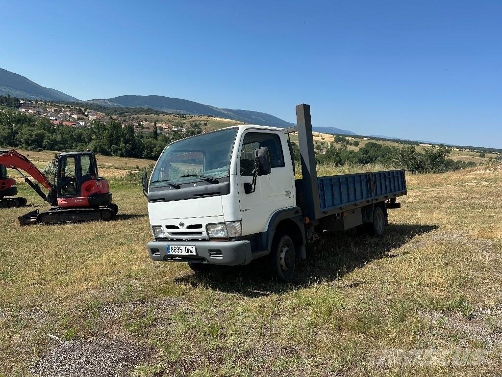 Nissan CABSTAR 35.13 Vučne prikolice se podiznom košarom