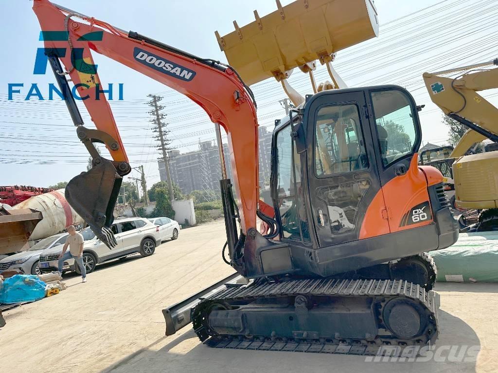 Doosan DX 60-9 C Bageri guseničari