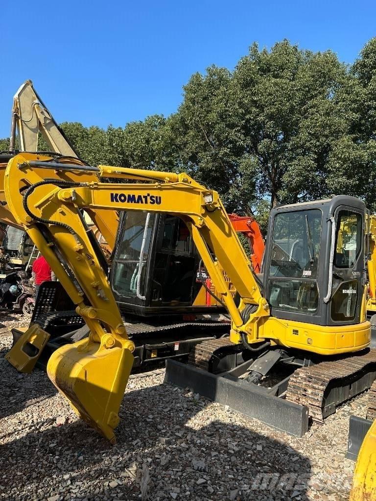 Komatsu PC 40 Bageri guseničari