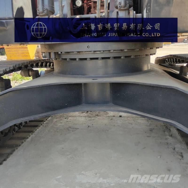 Hitachi ZX 240 Bageri guseničari