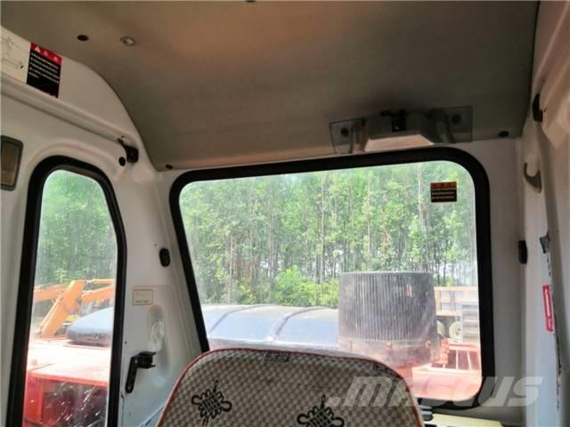 Doosan DH225LC-7 Bageri guseničari