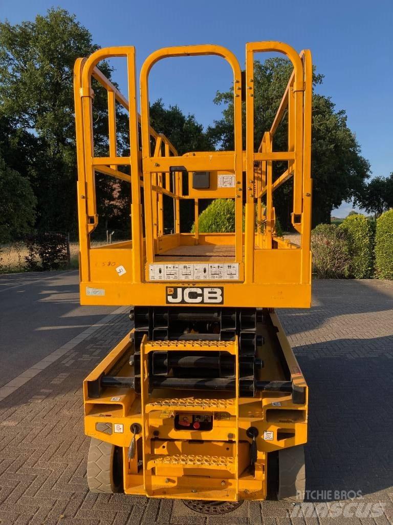 JCB S 2646 E Makazaste platforme