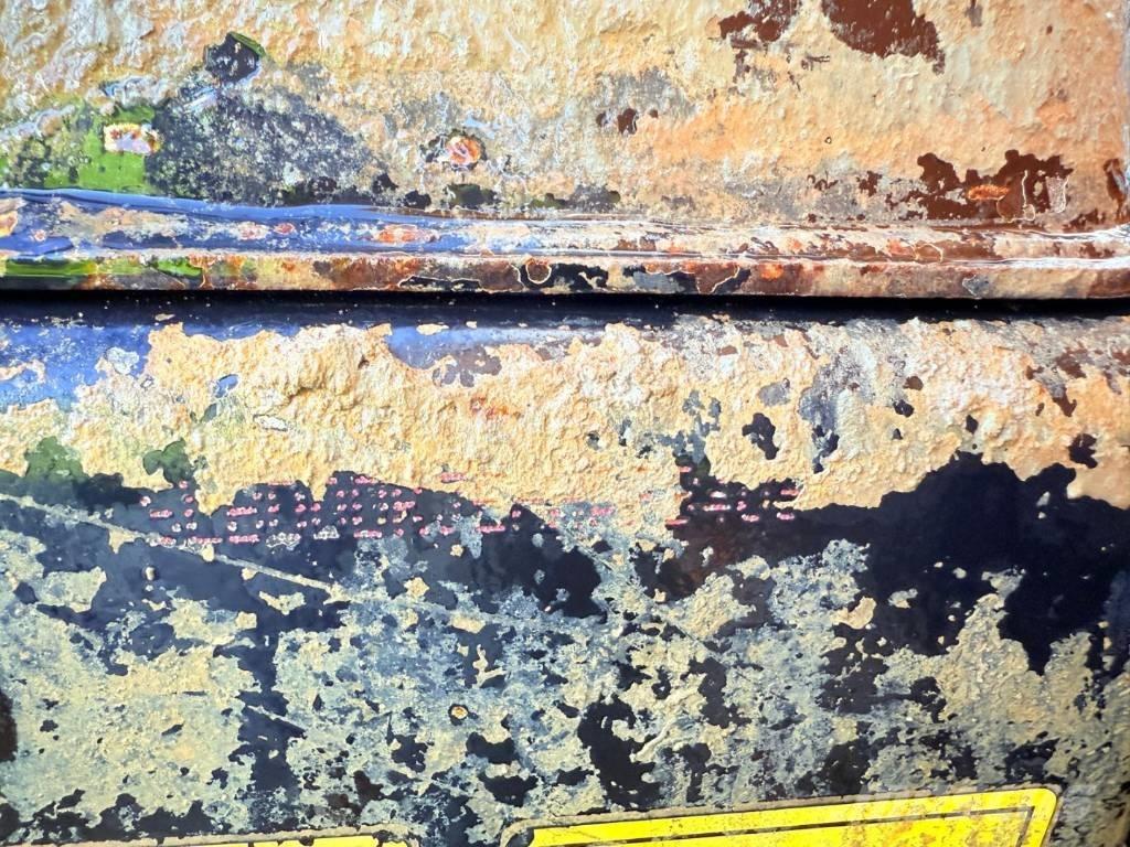 JCB 3TST Damperi za gradilište