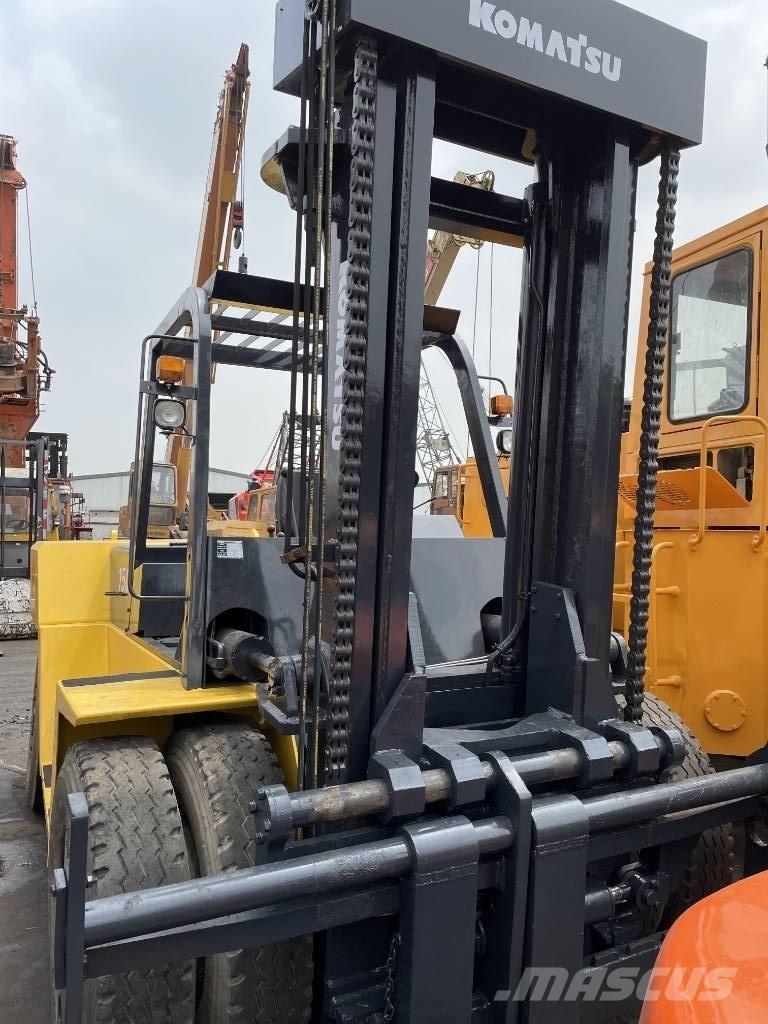 Komatsu 15 Ton Dizelski viljuškari