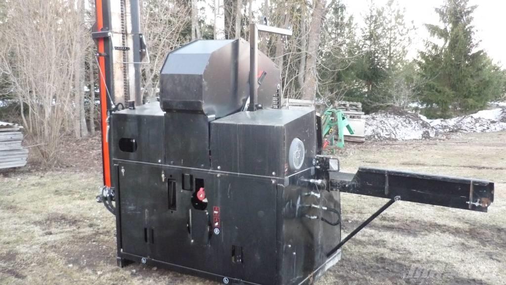 Palax C 750 PRO+ Cepači za drva, drobilice za drvo i strugači