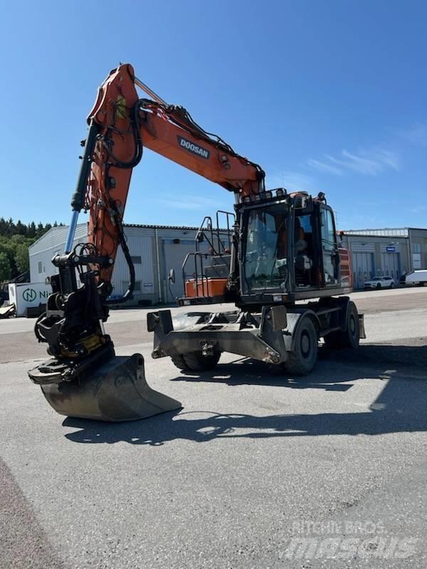 Doosan DX 160 w-5 Bageri točkaši