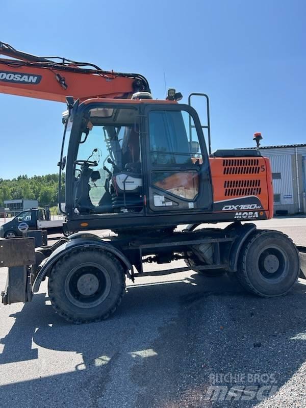 Doosan DX 160 w-5 Bageri točkaši