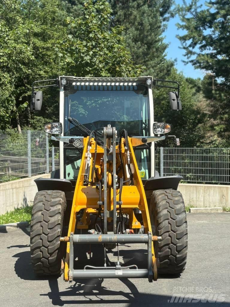Liebherr L 506 Utovarivači na točkove