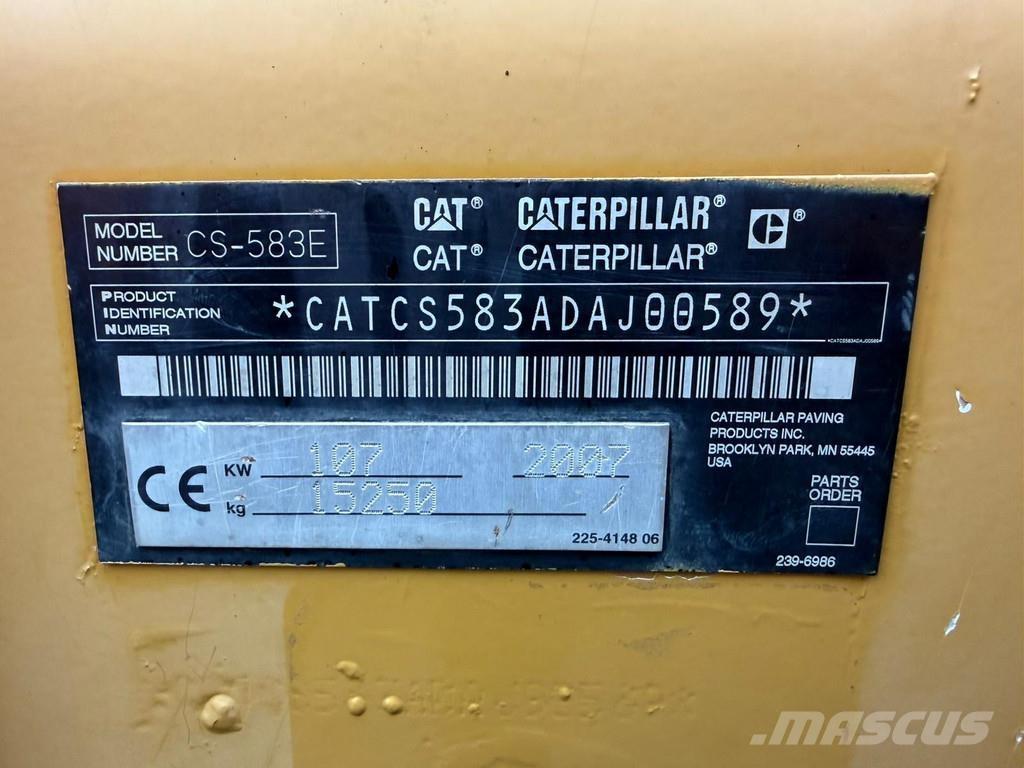 CAT CS583E Valjci sa jednim bubnjem