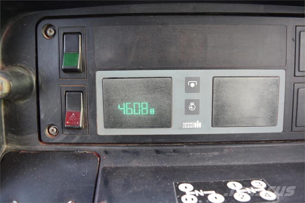 Case IH 840 A/S Traktori