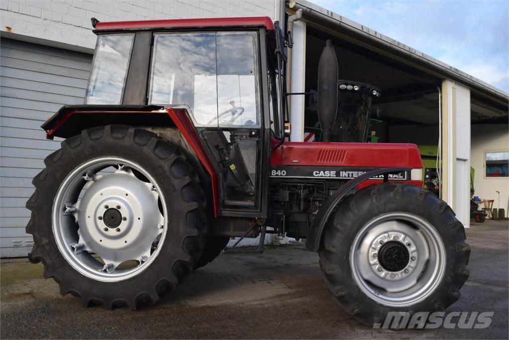 Case IH 840 A/S Traktori