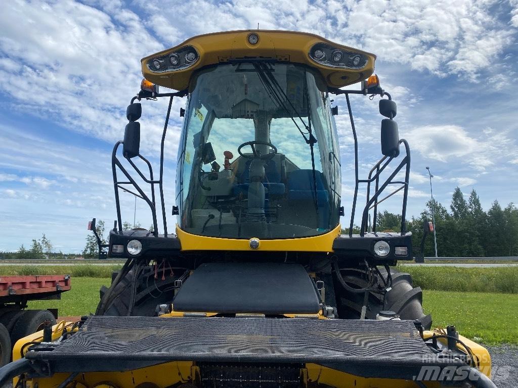 New Holland FR 500 Mašine za stočnu hranu sa sopstvenim pogonom
