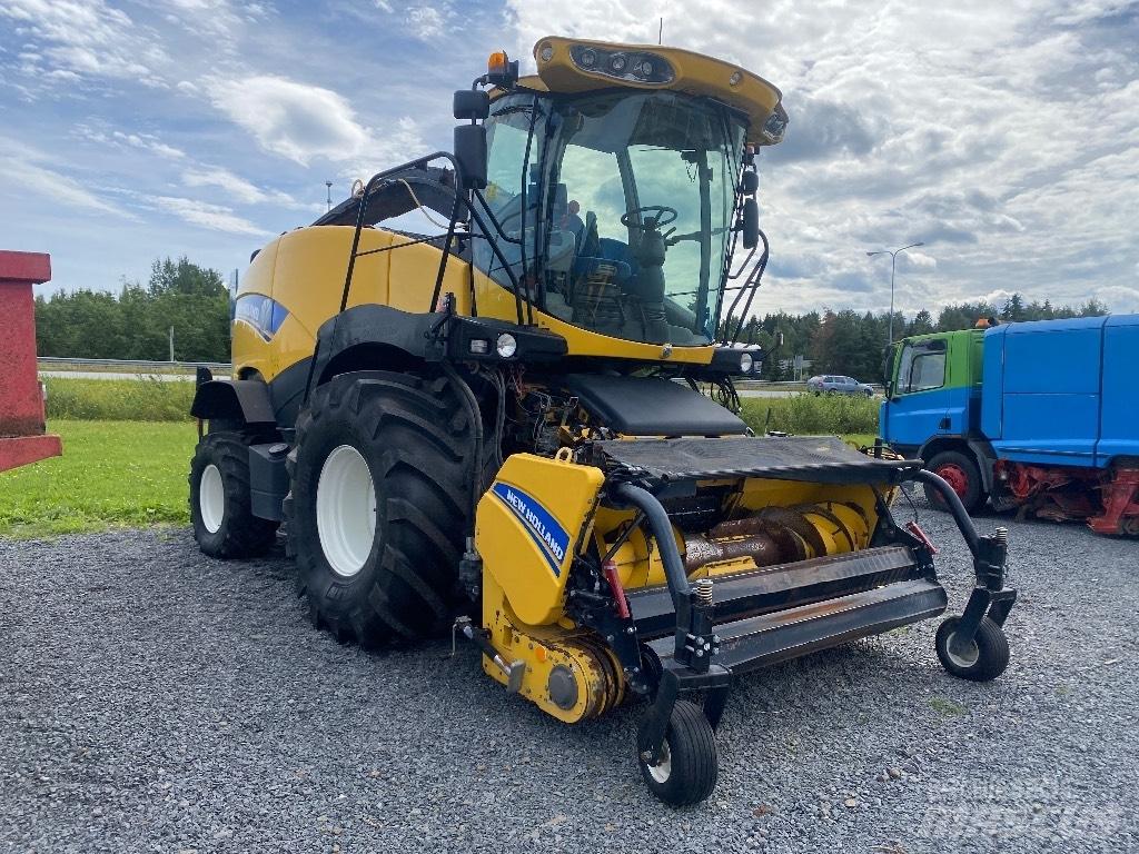 New Holland FR 500 Mašine za stočnu hranu sa sopstvenim pogonom