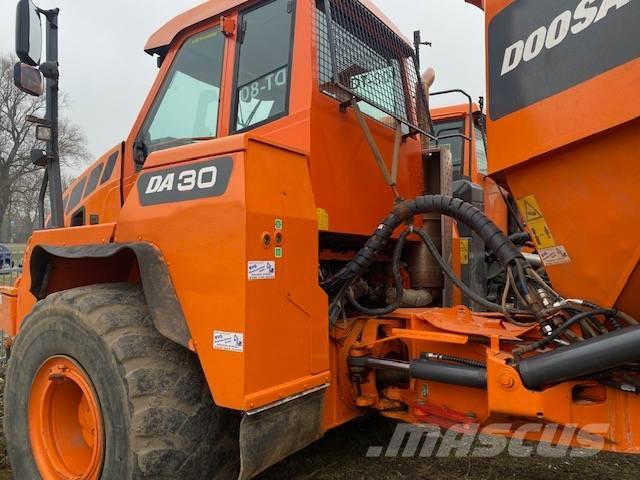 Doosan DA 30 Zglobni damperi