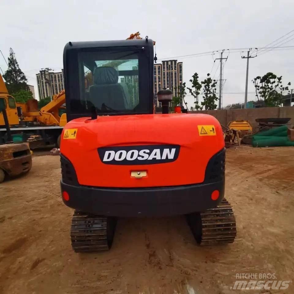 Doosan DH60-7 Bageri guseničari