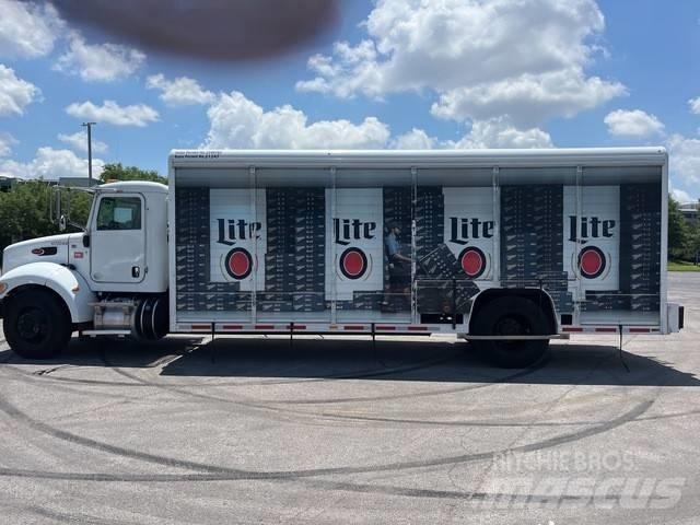 Peterbilt 337 Kamioni za prevoz pića