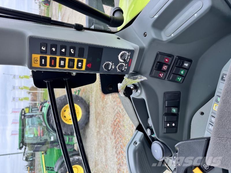 CLAAS AXION 850 Traktori