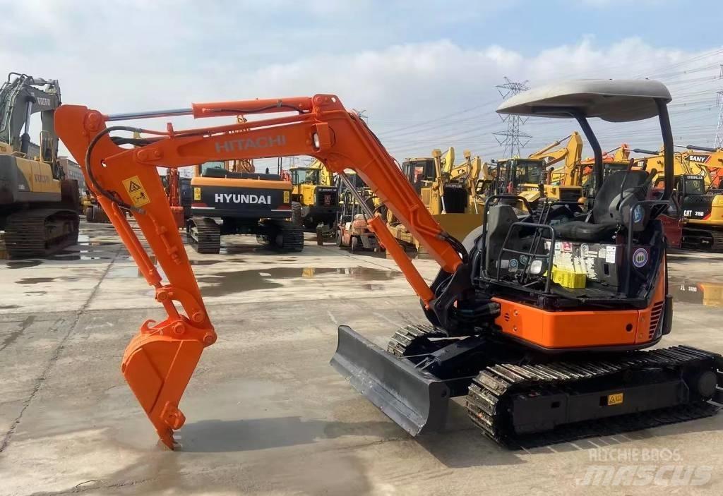 Hitachi 30 Bageri guseničari