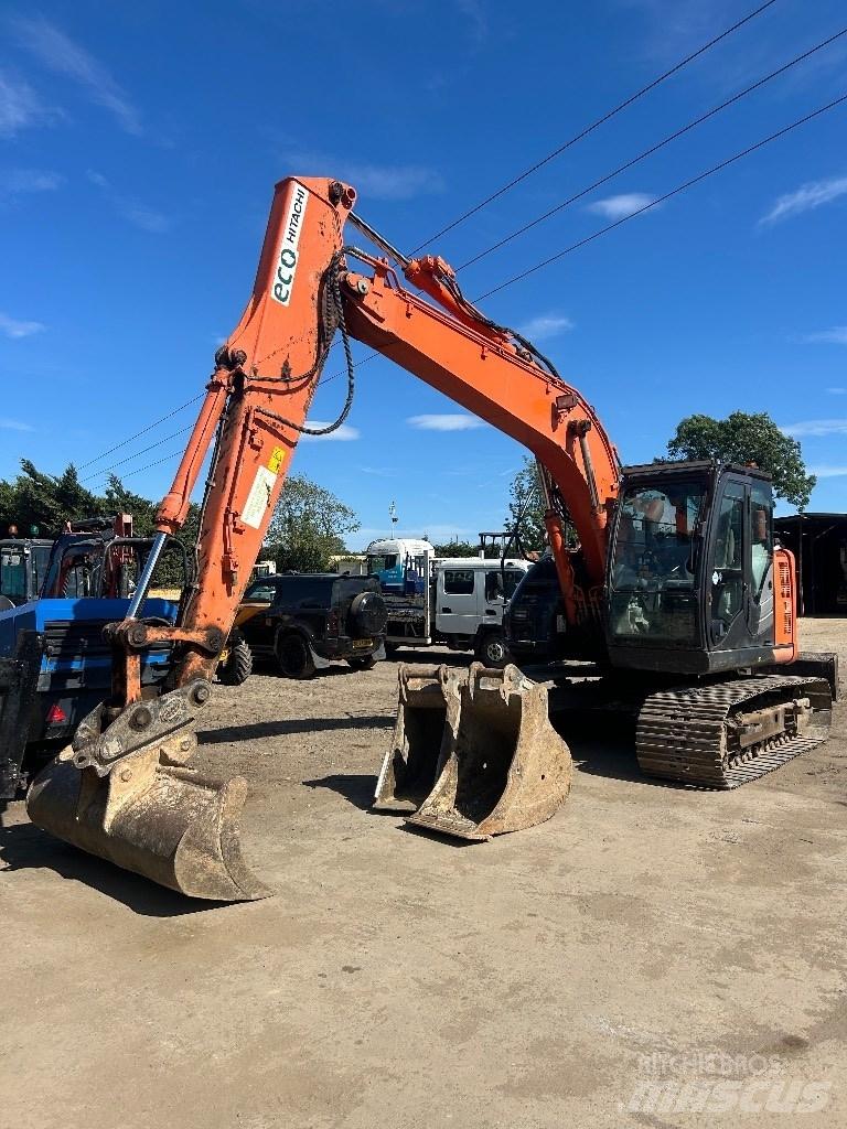 Hitachi ZX 135 US-6 Bageri guseničari