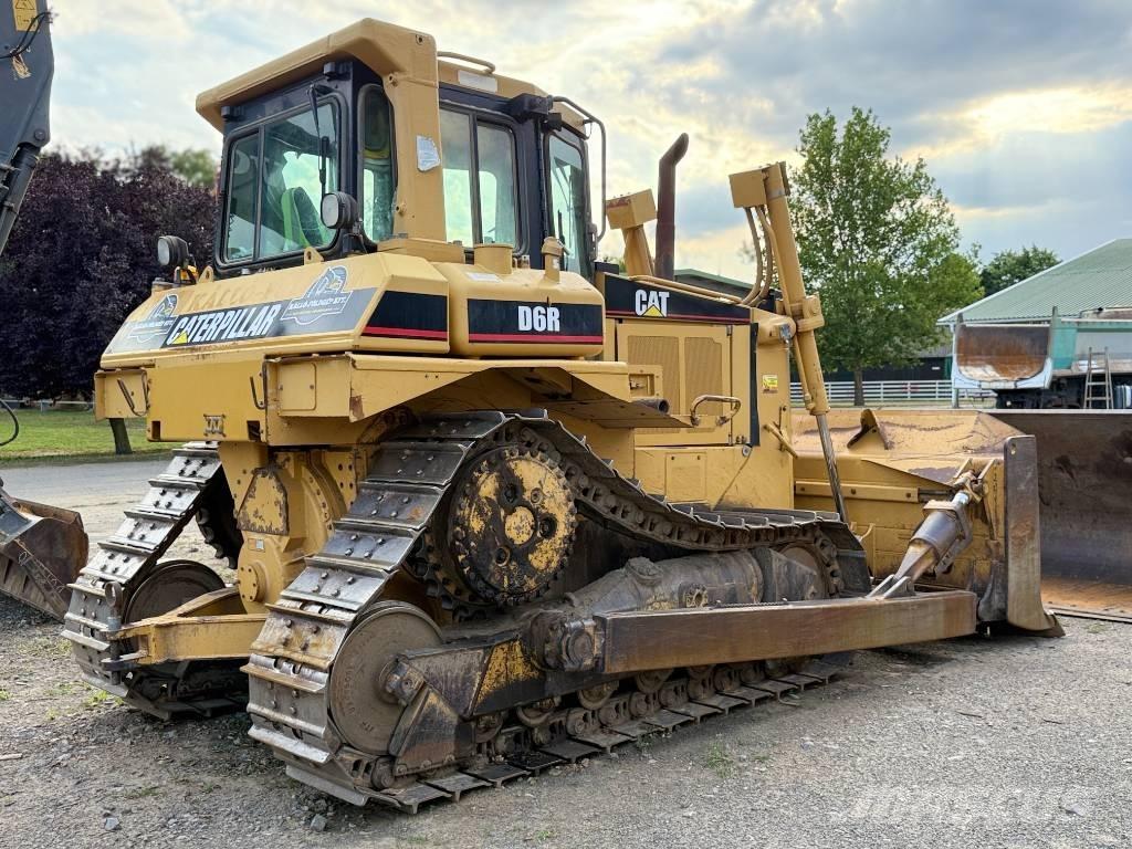 CAT D 6 R Buldožeri guseničari