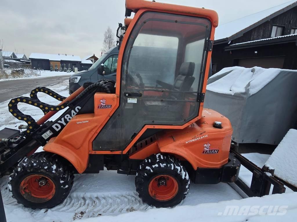Taian DY840 Mini utovarivači