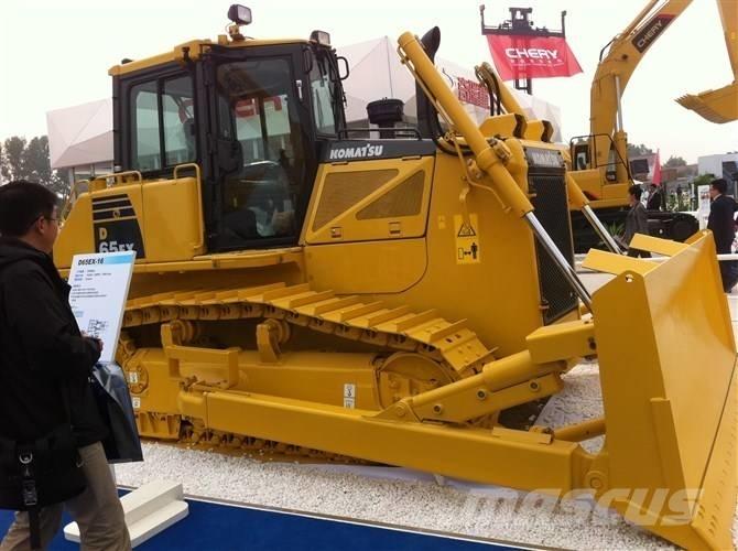 Komatsu D 65 EX-16 Buldožeri guseničari