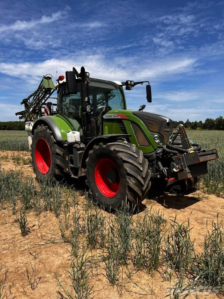 Fendt 724 Profi Traktori