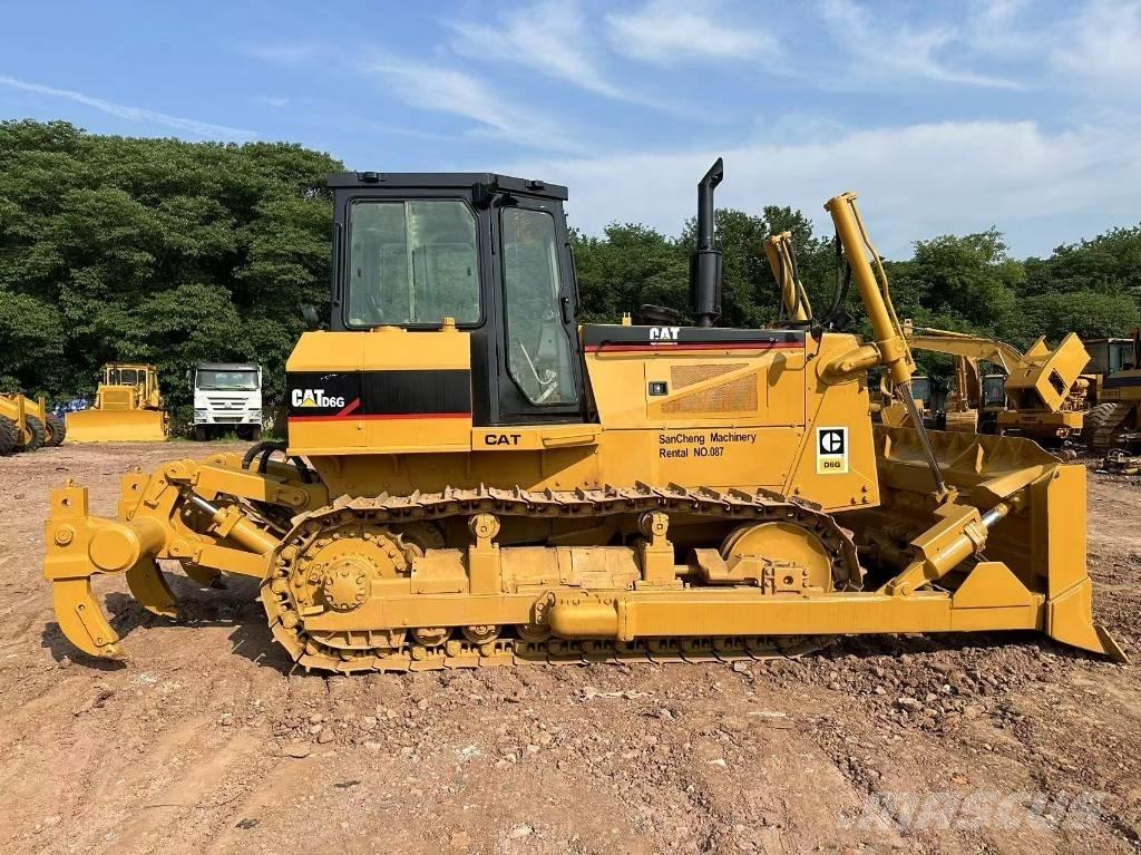 CAT D 6 G Buldožeri guseničari