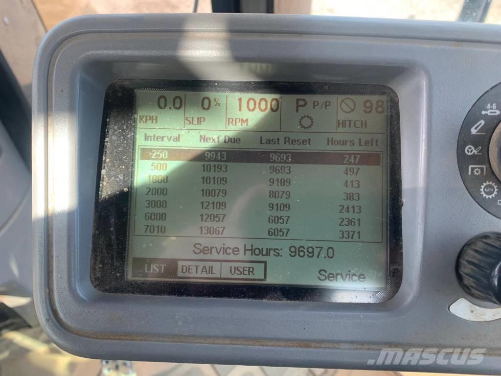 Challenger MT 765 B Traktori