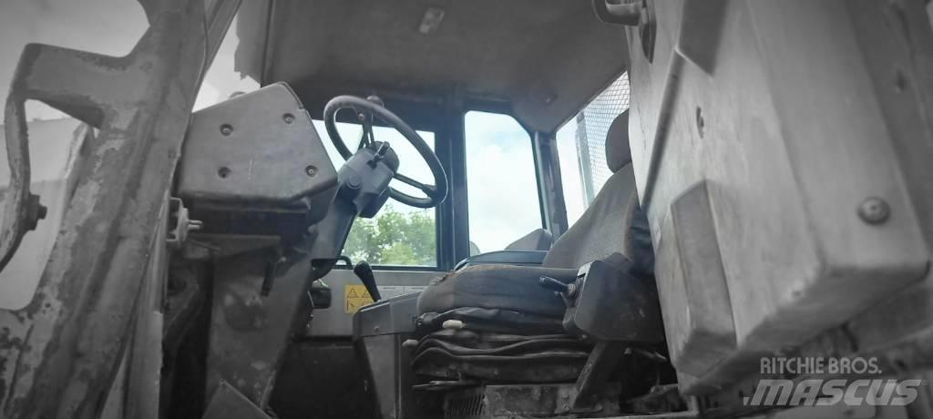 Komatsu HM 300-2 Zglobni damperi