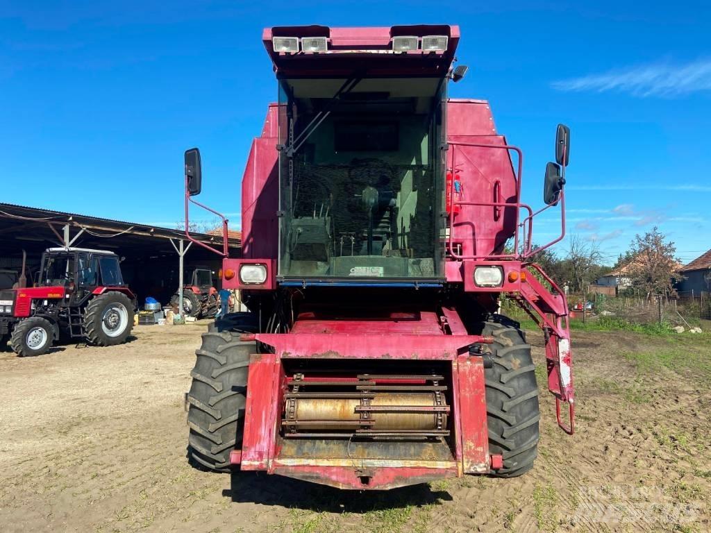 Case IH 521 Kombajni