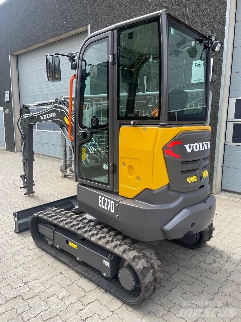 Volvo EC27D Mini bageri < 7t
