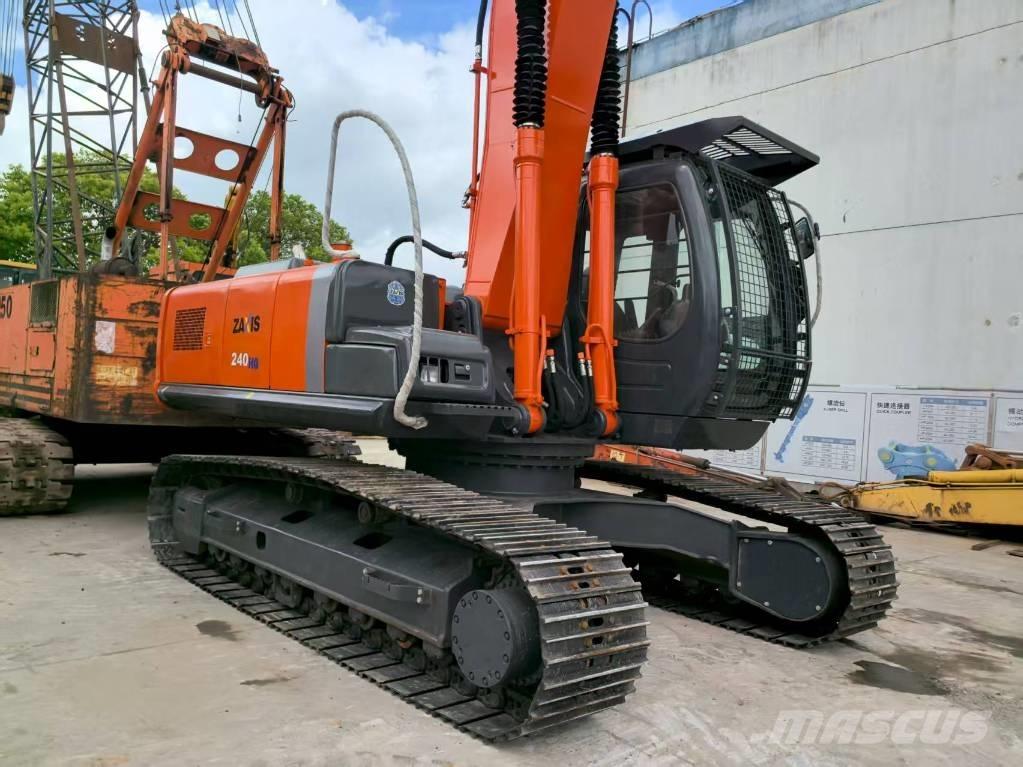 Hitachi ZX 240-3 Bageri guseničari