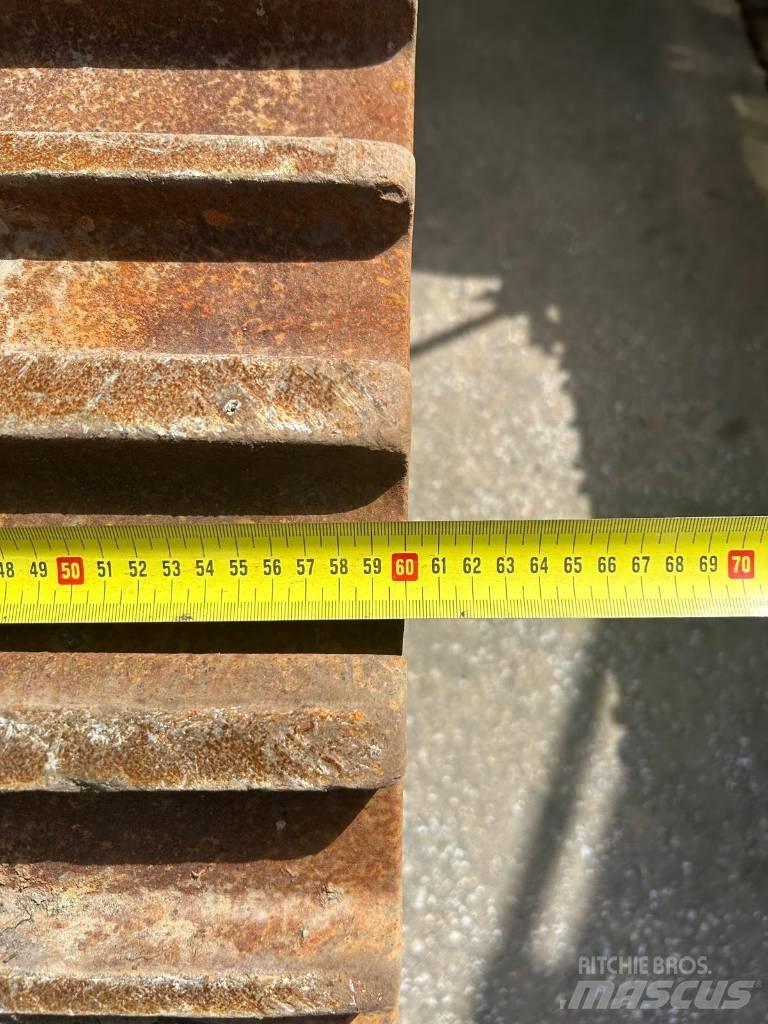 CAT 336 Bageri guseničari
