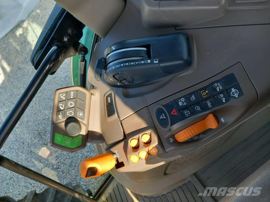 John Deere 5125 R Traktori