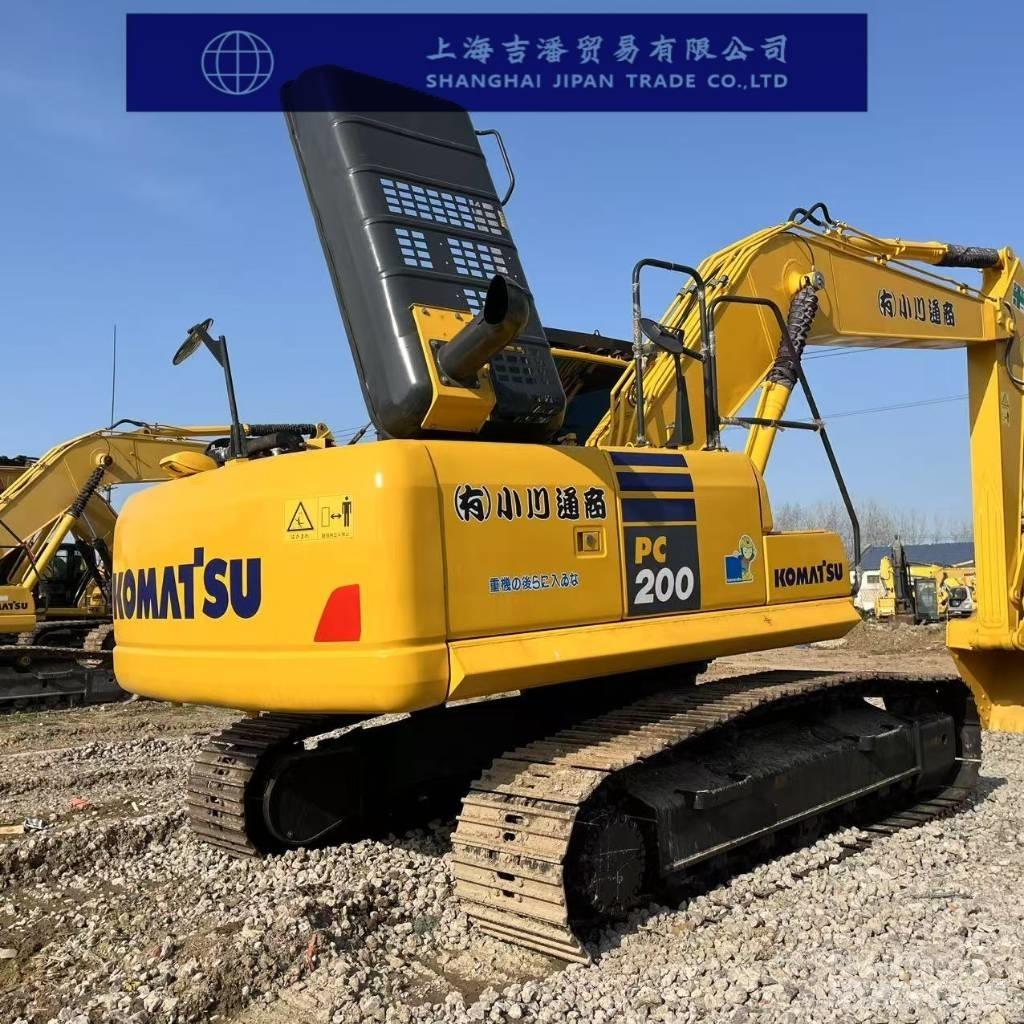 Komatsu PC 200-8 Midi bageri 7t – 12t