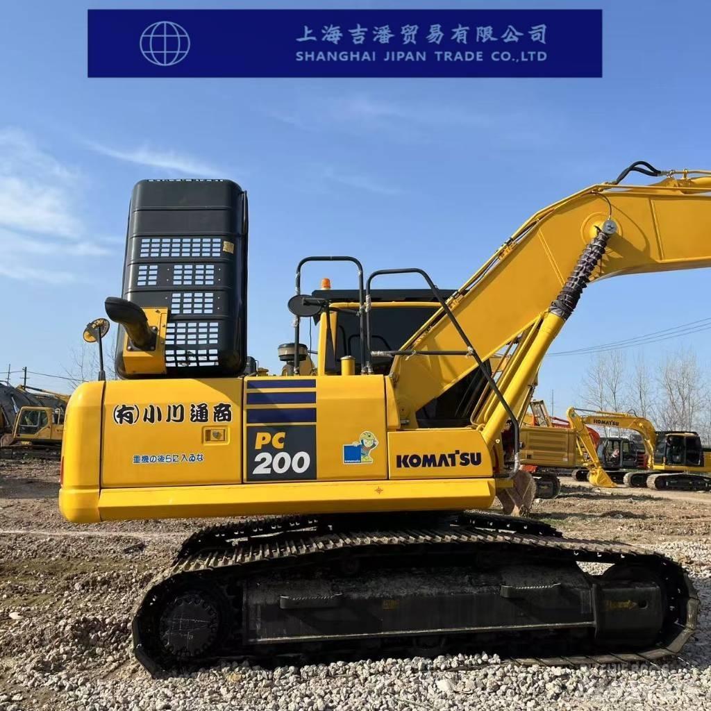 Komatsu PC 200-8 Midi bageri 7t – 12t
