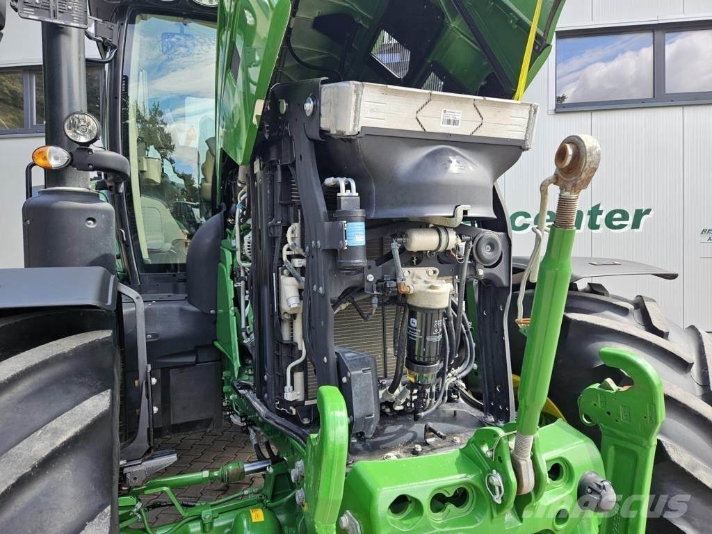 John Deere 6R195 Traktori