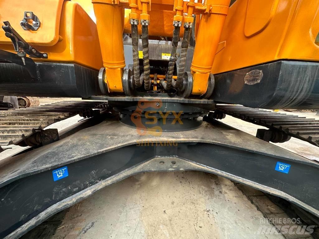 Hyundai R220 Bageri guseničari