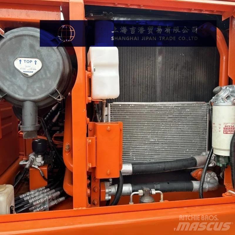 Doosan DX 150 Bageri guseničari