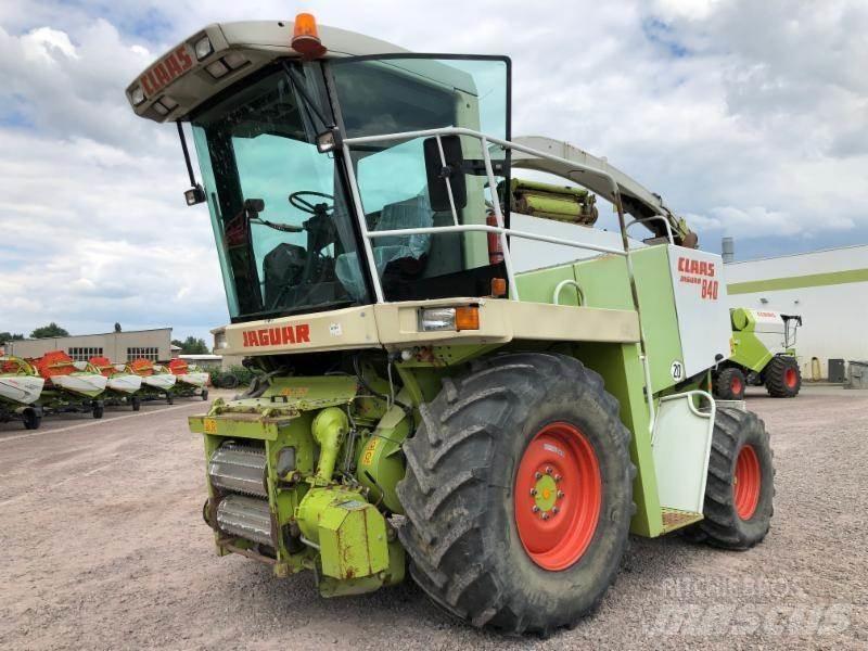 CLAAS JAGUAR 840 Mašine za stočnu hranu sa sopstvenim pogonom