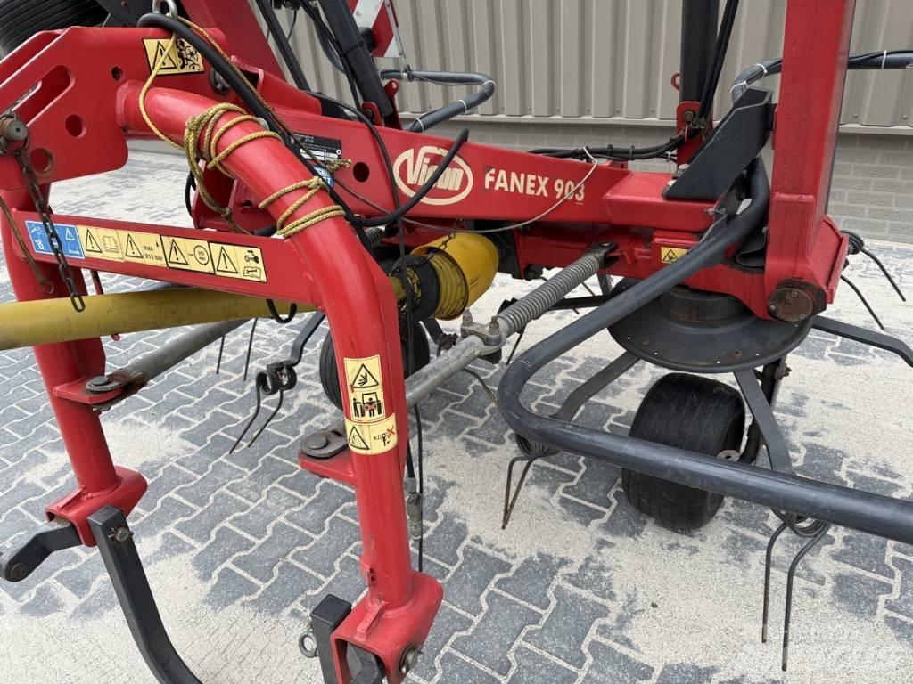Vicon FANEX 903 Okretači i sakupljači sena
