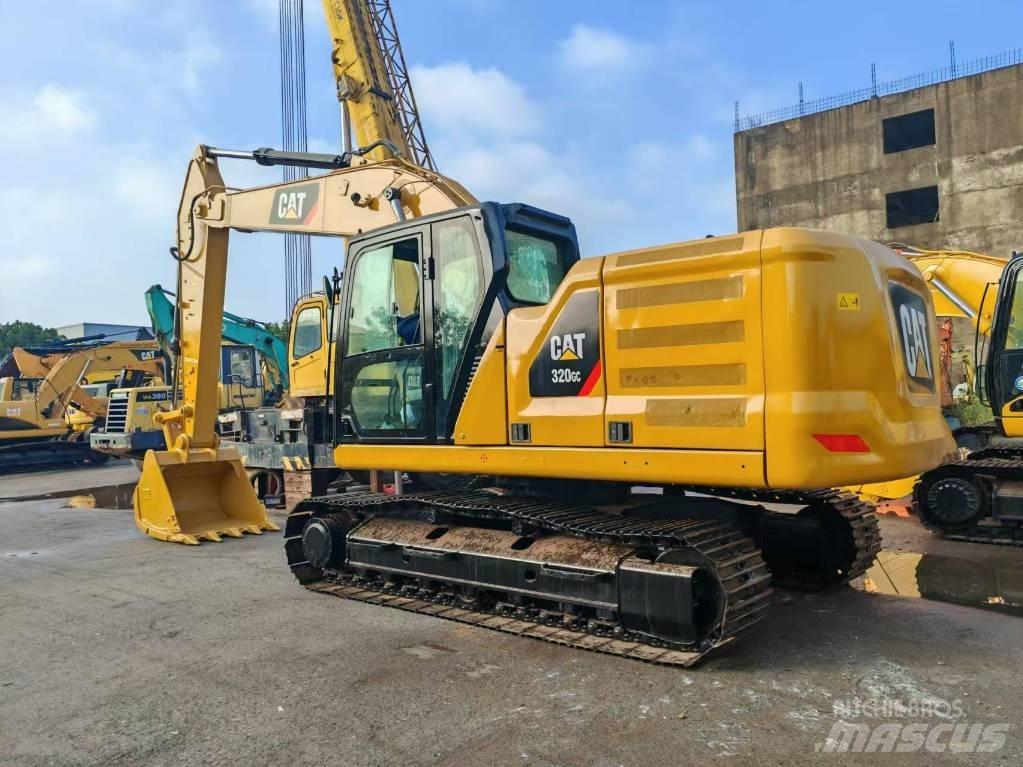 CAT 320 GC Bageri guseničari