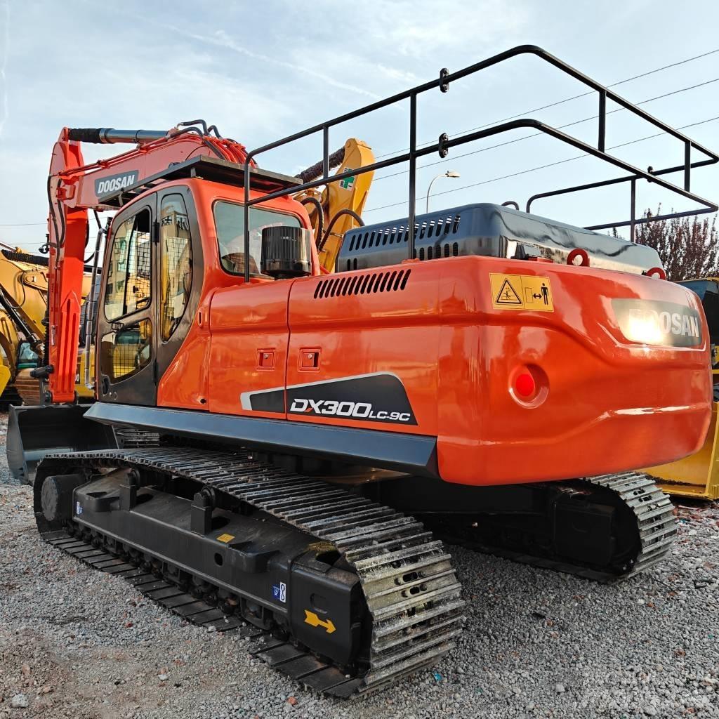 Doosan DX300LC-9C Bageri guseničari