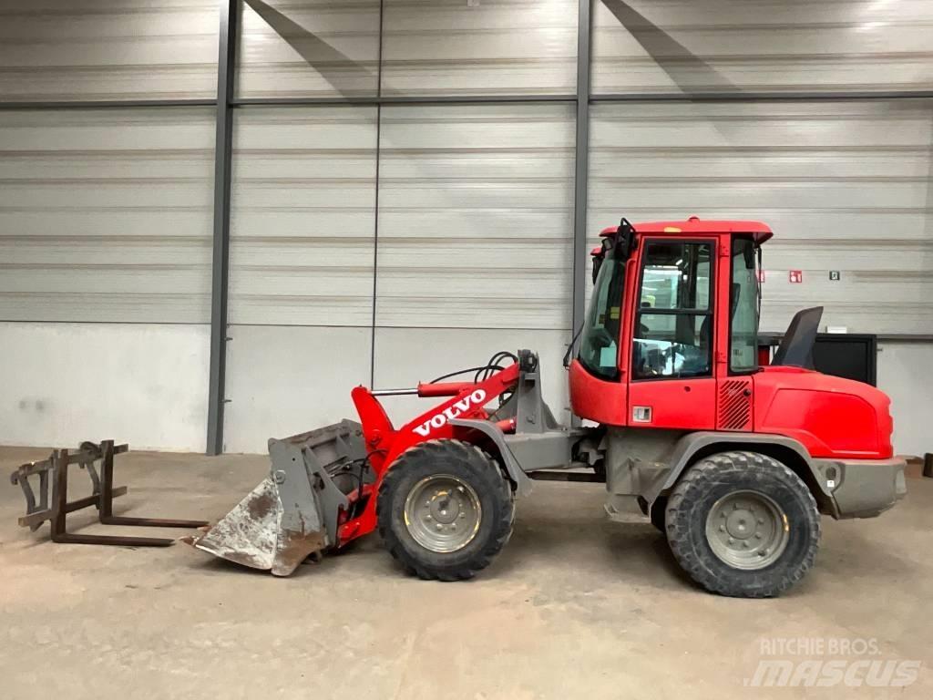 Volvo L 30 G Utovarivači na točkove