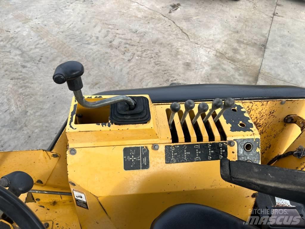 John Deere 210 LE Prednji utovarivači i bageri