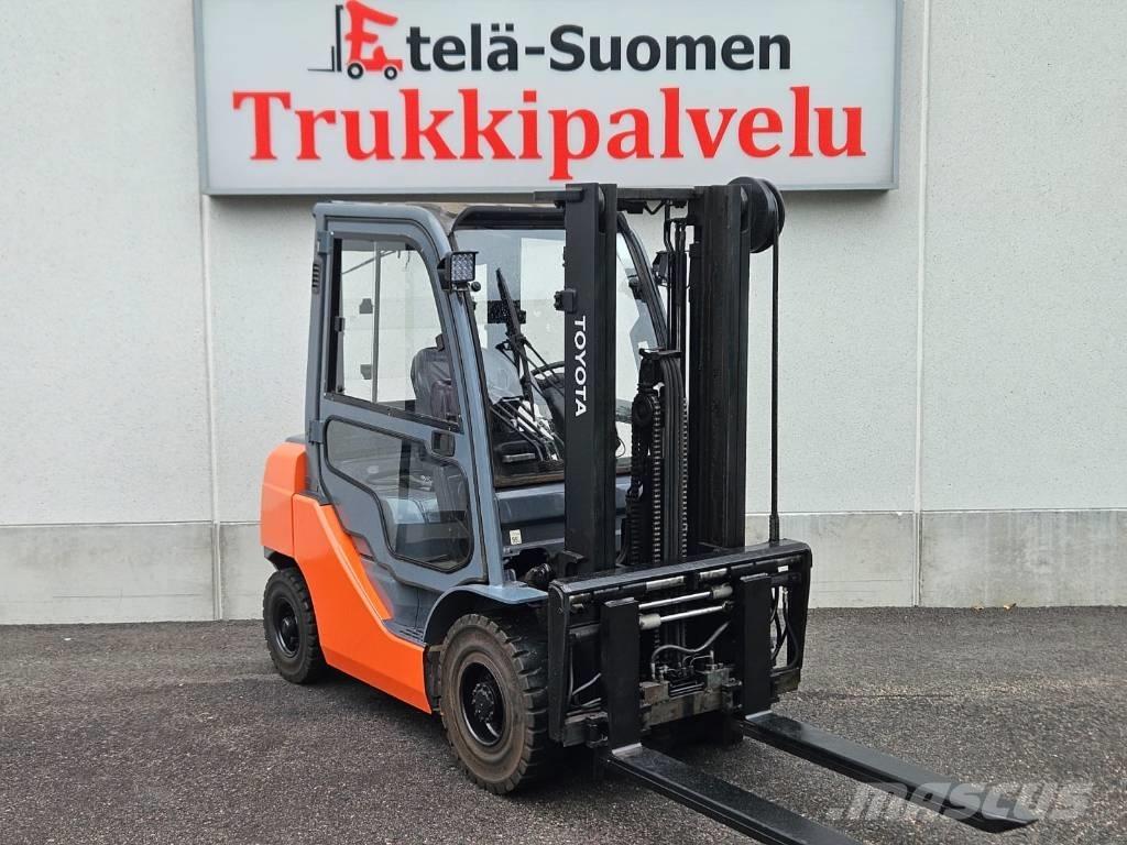 Toyota 02-8 FDF 25 Dizelski viljuškari
