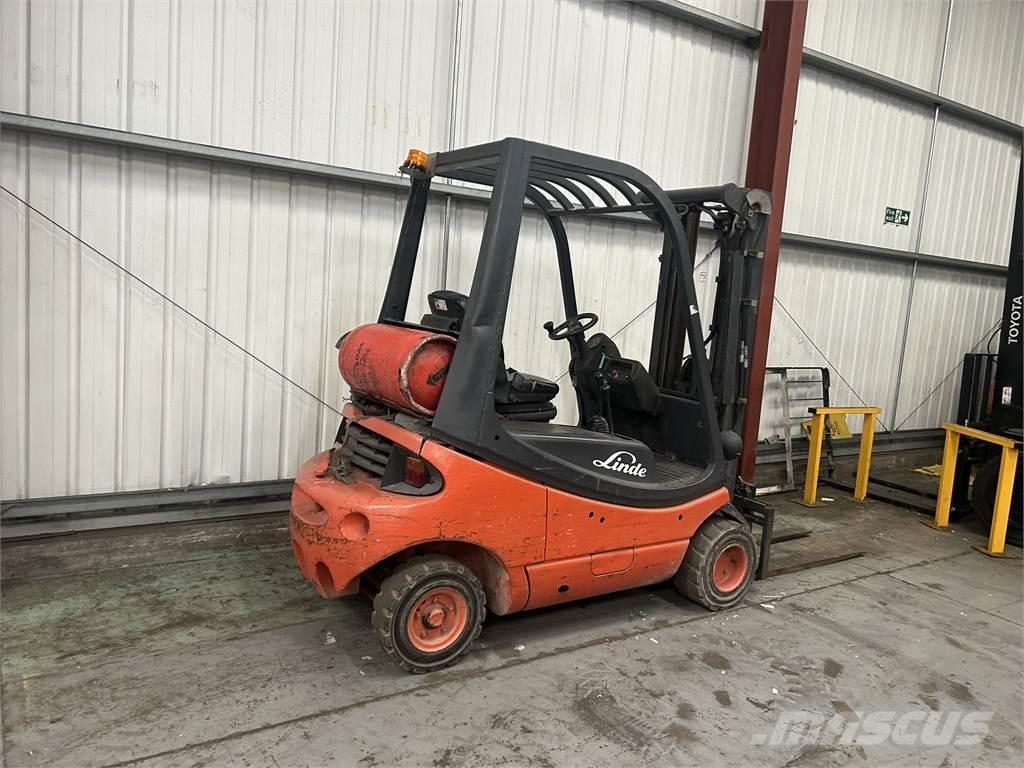 Linde H20T-03 Plinski viljuškari
